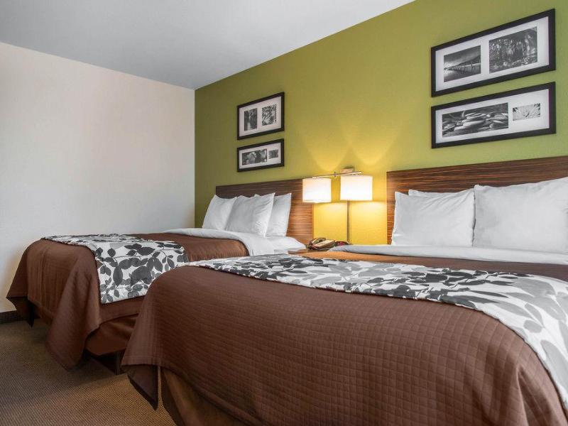 Sleep Inn & Suites Marshall Area image