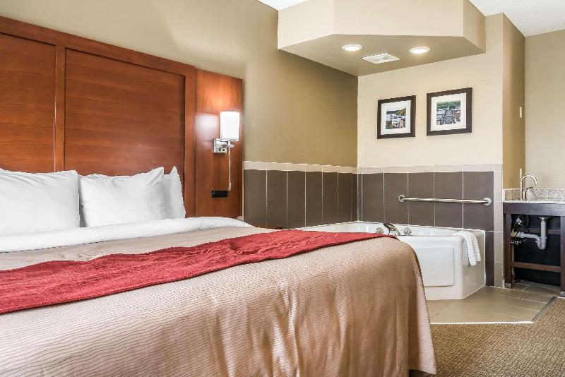 Country Inn & Suites by Radisson Stillwater MN image