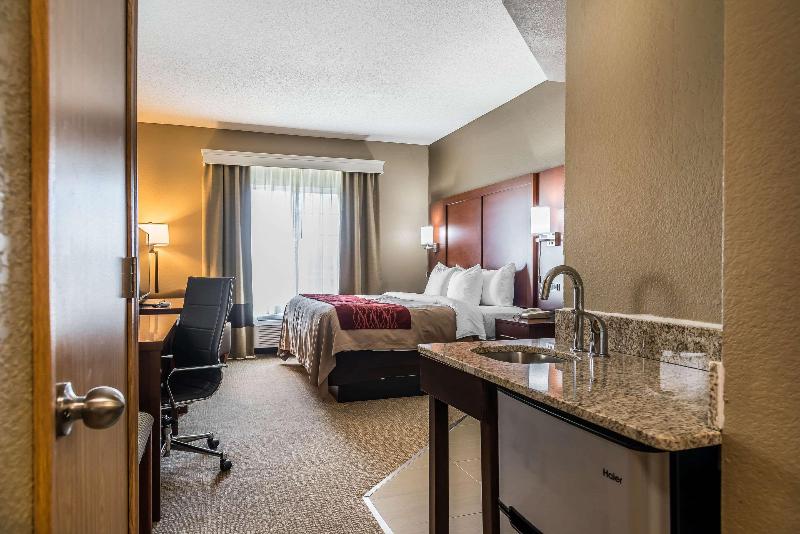 Country Inn & Suites by Radisson Stillwater MN image