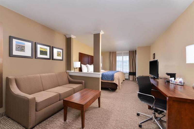 Comfort Inn & Suites Mandan  Bismarck