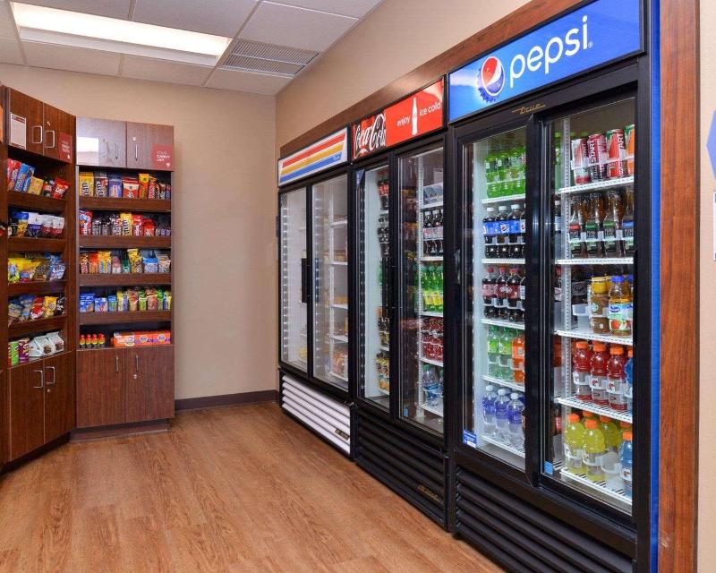 Comfort Inn & Suites Mandan  Bismarck image