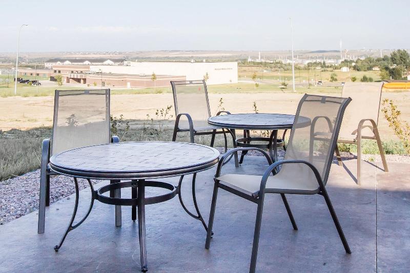 Comfort Inn & Suites Mandan  Bismarck image