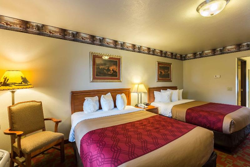 Hotel Econo Lodge Inn & Suites Mission