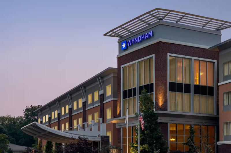 Wyndham Avon image