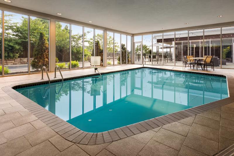 Wyndham Avon image