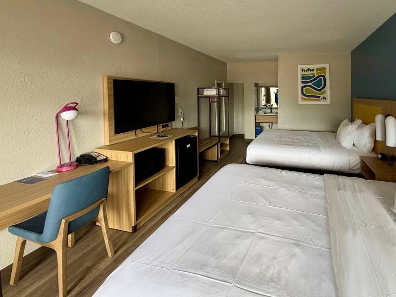Econo Lodge Weldon - Roanoke Rapids image