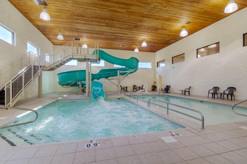 Comfort Inn Bismarck image