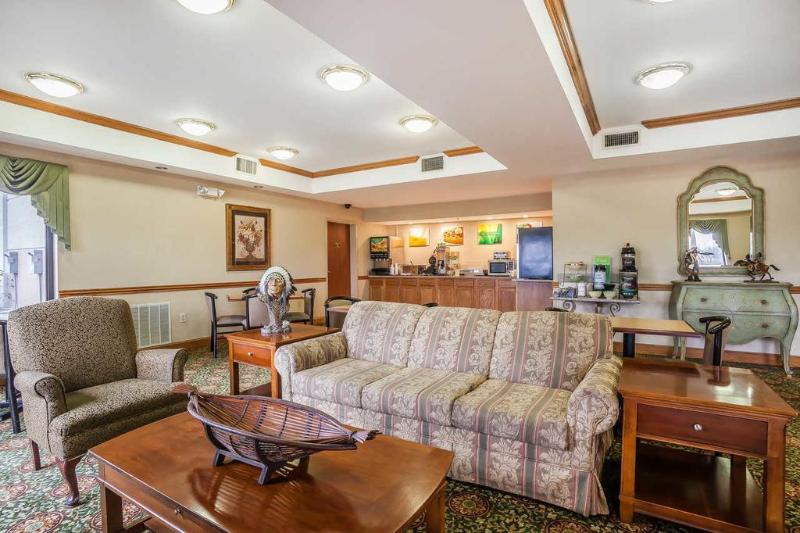 Rodeway Inn South image