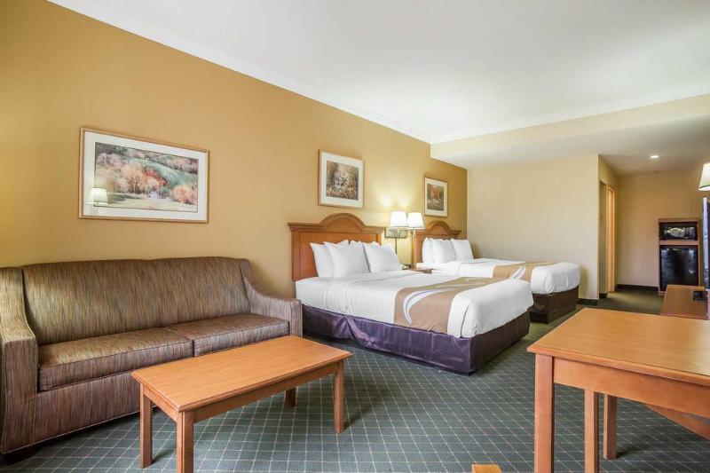 Rodeway Inn South image