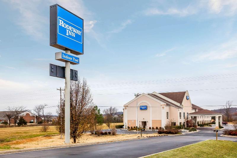 Rodeway Inn South image