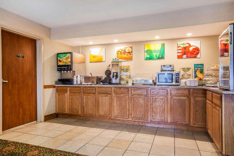 Rodeway Inn South image