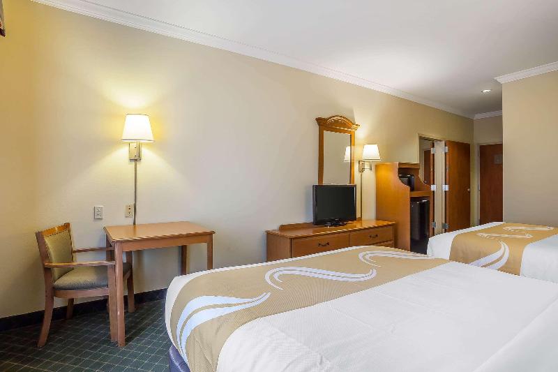 Rodeway Inn South image
