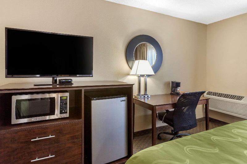 Quality Inn image