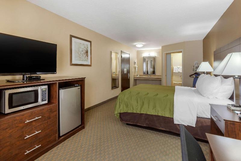 Quality Inn image