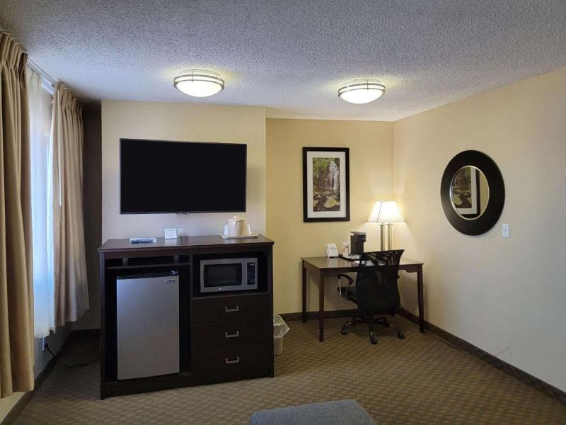 Quality Inn image