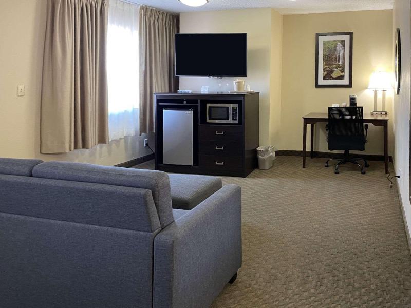 Quality Inn image
