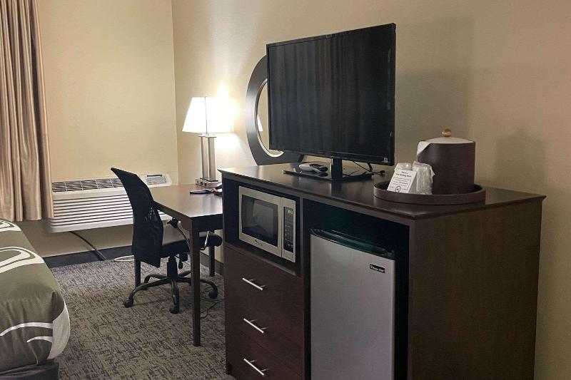Quality Inn image