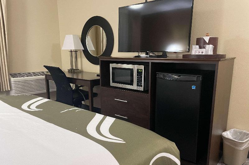 Quality Inn image