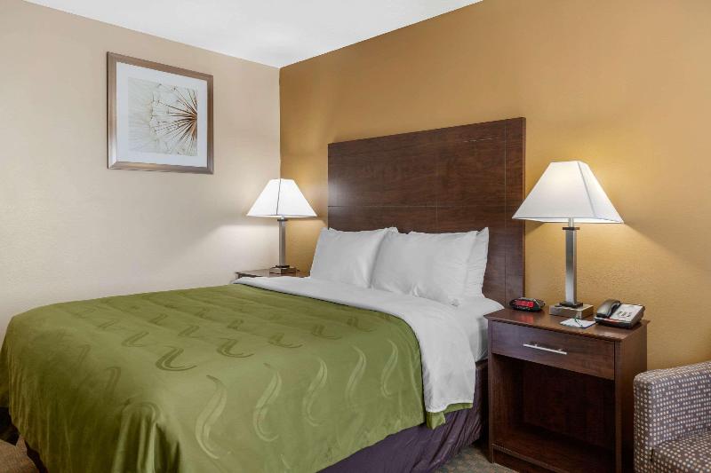 Quality Inn image