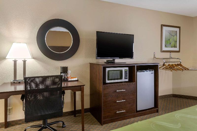 Quality Inn image