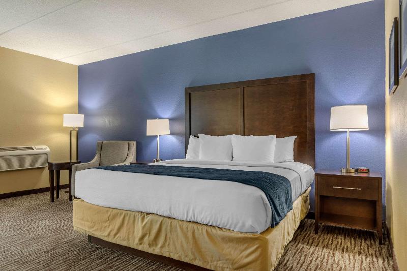 Suburban Studios Arlington Heights - Elk Grove image