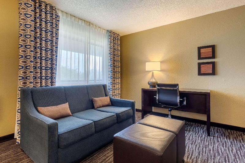 Suburban Studios Arlington Heights - Elk Grove image