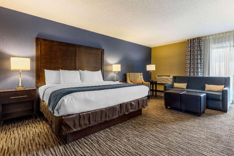 Suburban Studios Arlington Heights - Elk Grove image
