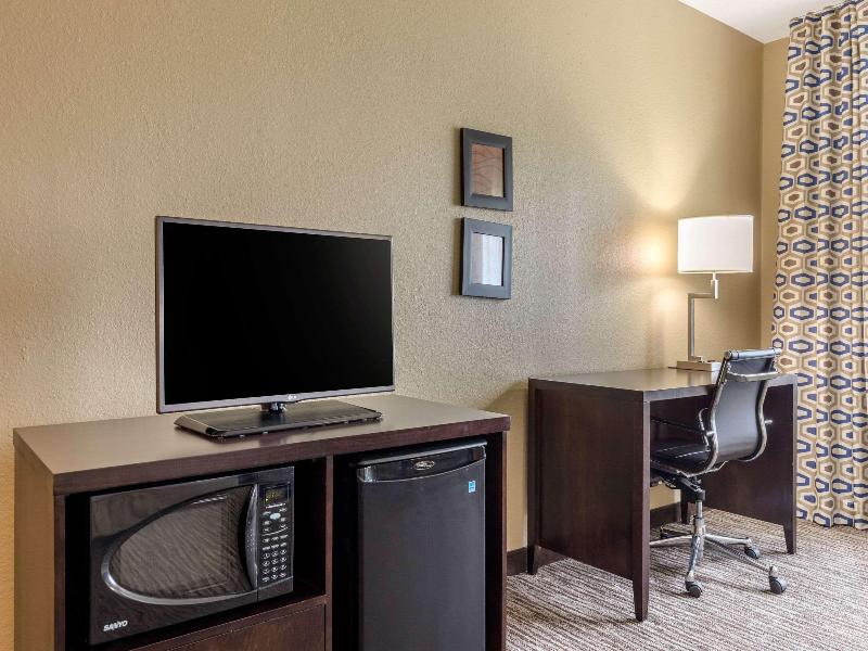 Suburban Studios Arlington Heights - Elk Grove image