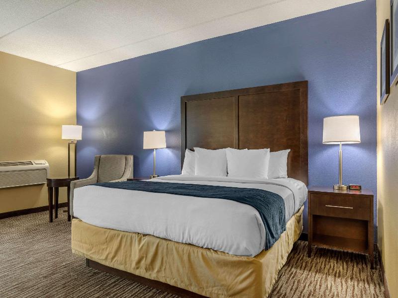 Suburban Studios Arlington Heights - Elk Grove image