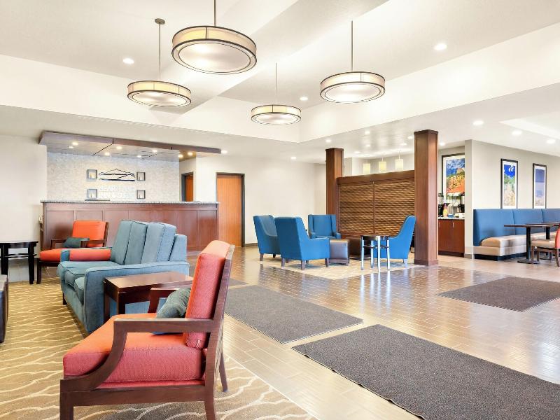 Heartland Inn and Suites