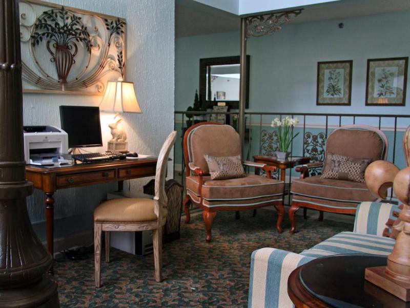 Comfort Inn Savannah Midtown image