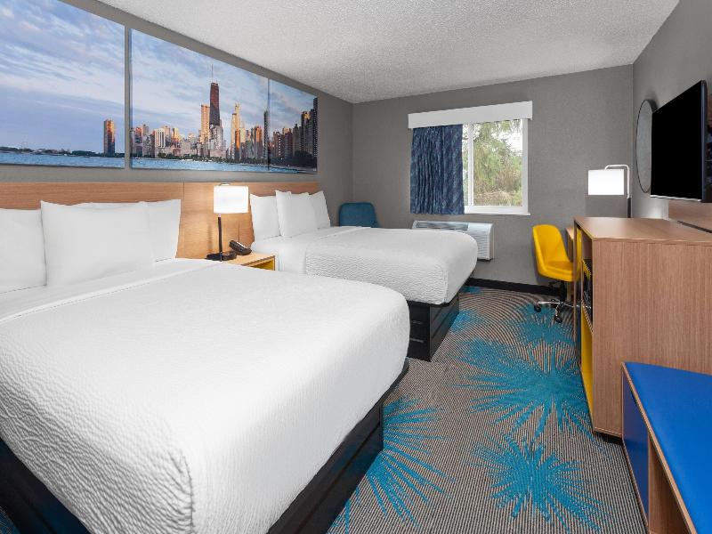 Days Inn by Wyndham Waukegan image