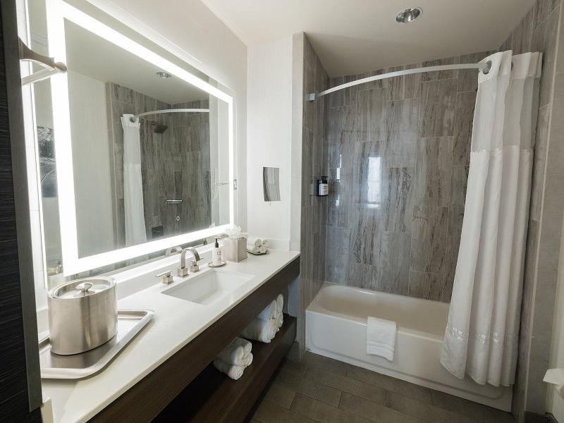 voco Hotel Napoleon Memphis by IHG image
