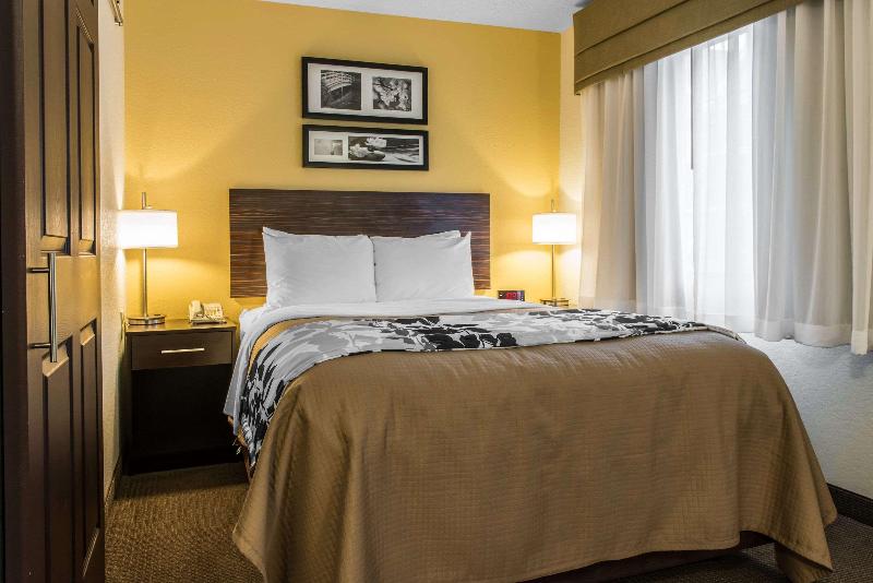 Sleep Inn & Suites Pittsburgh image