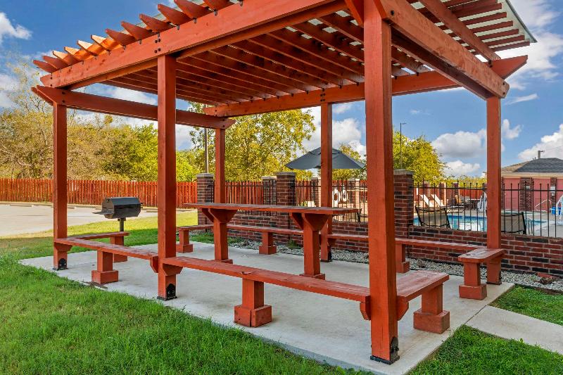 Comfort Inn & Suites Mexia image