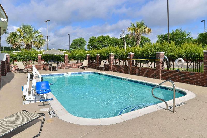 Comfort Inn & Suites Mexia image