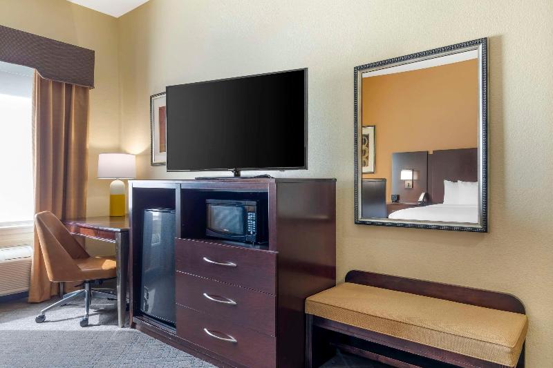 Comfort Inn & Suites Mexia image