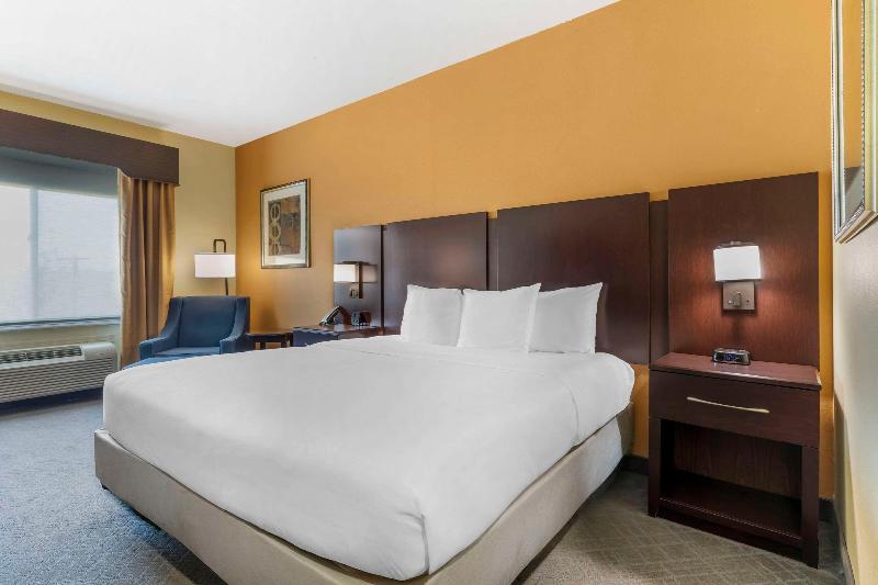 Comfort Inn & Suites Mexia image
