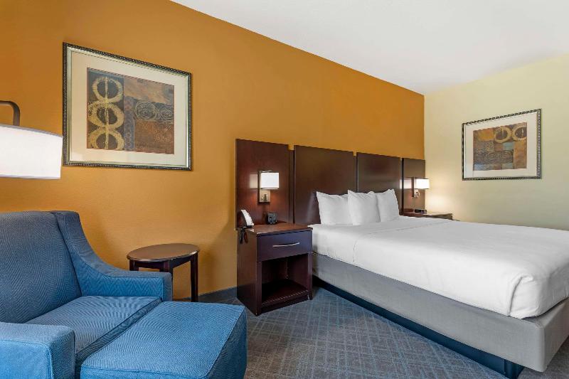 Comfort Inn & Suites Mexia image