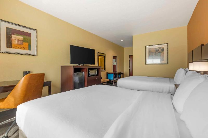 Comfort Inn & Suites Mexia image