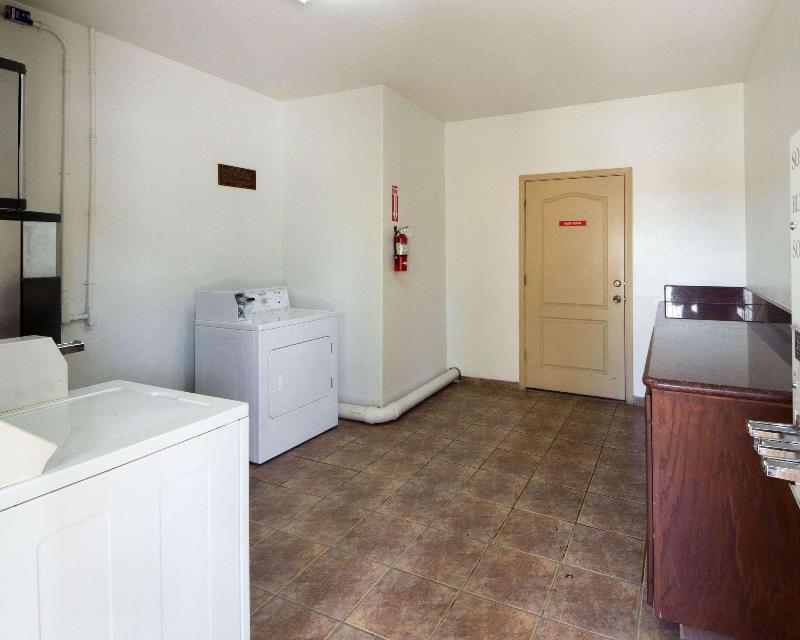 Quality Inn & Suites La Puerta image