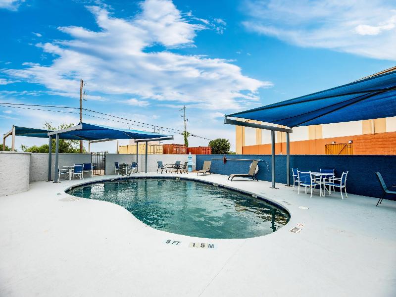 Quality Inn & Suites La Puerta image