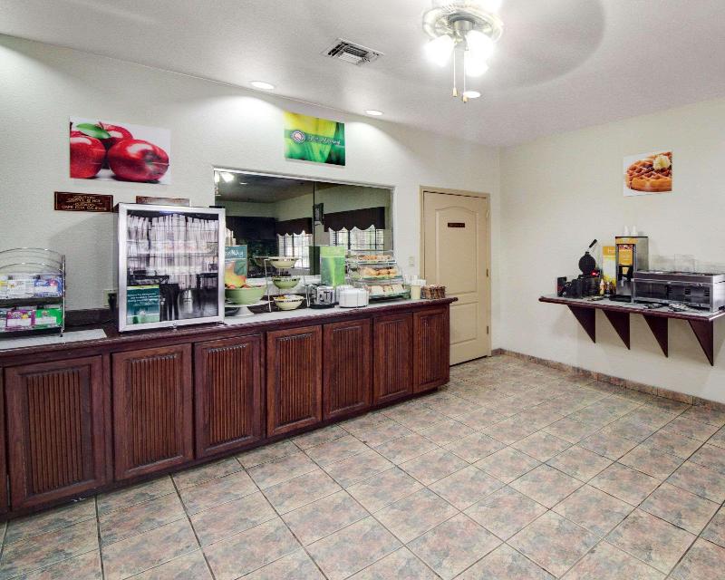 Quality Inn & Suites La Puerta image