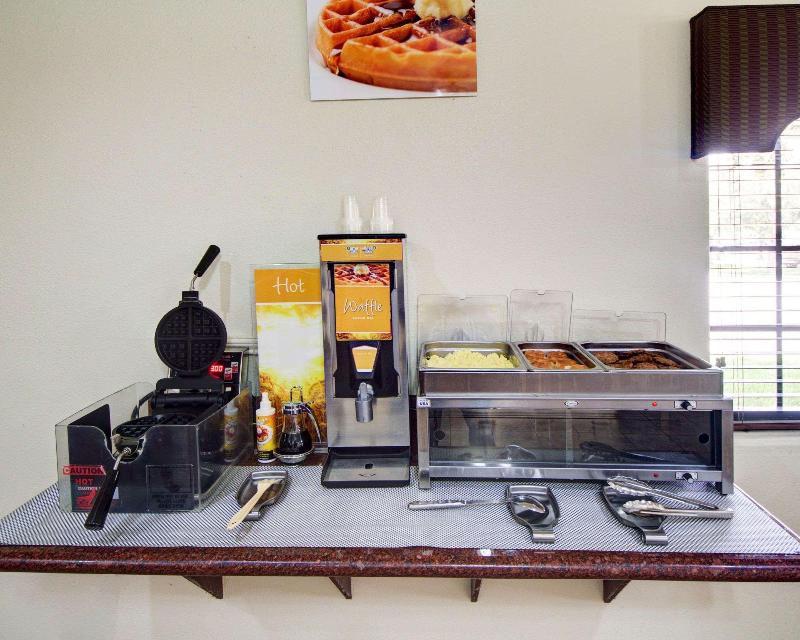 Quality Inn & Suites La Puerta image