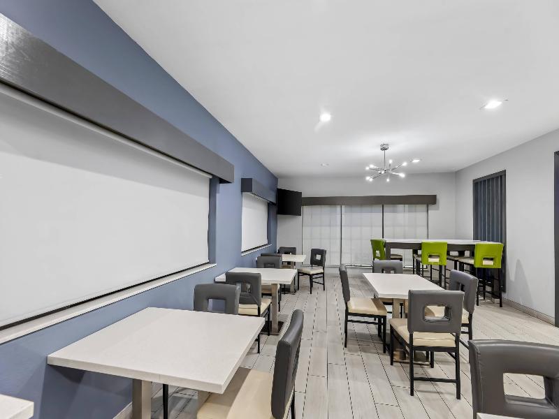 Quality Inn & Suites La Puerta image