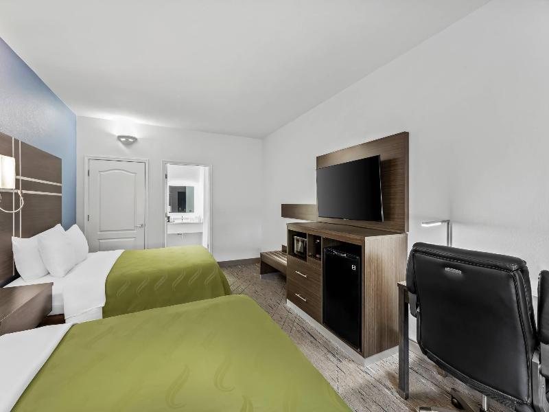 Quality Inn & Suites La Puerta image