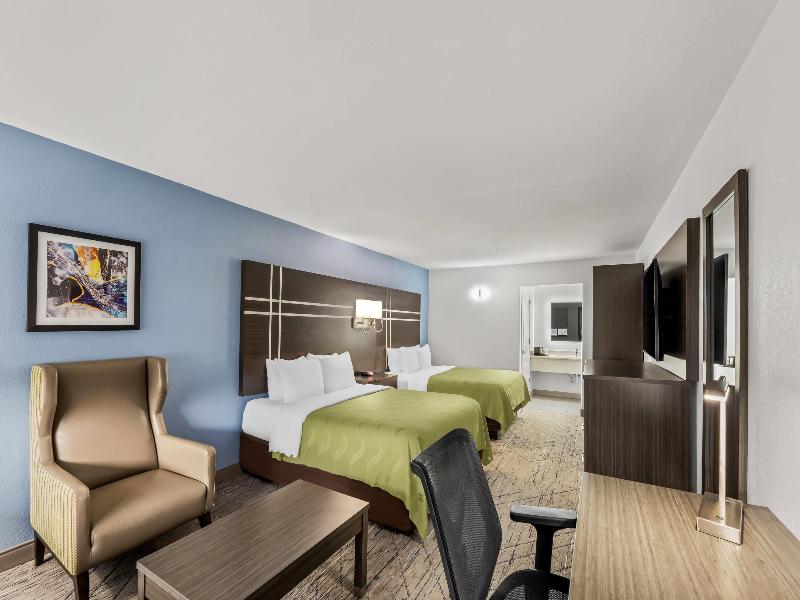 Quality Inn & Suites La Puerta image