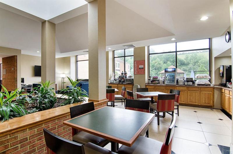 Comfort Inn Bluefield image