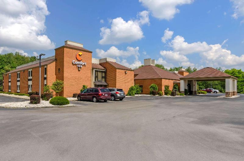 Comfort Inn Bluefield image