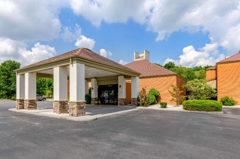 Comfort Inn Bluefield image